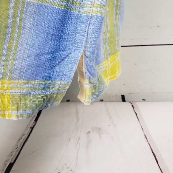 Tommy Bahama Linen Short Sleeves Shirt - Picture 5 of 8